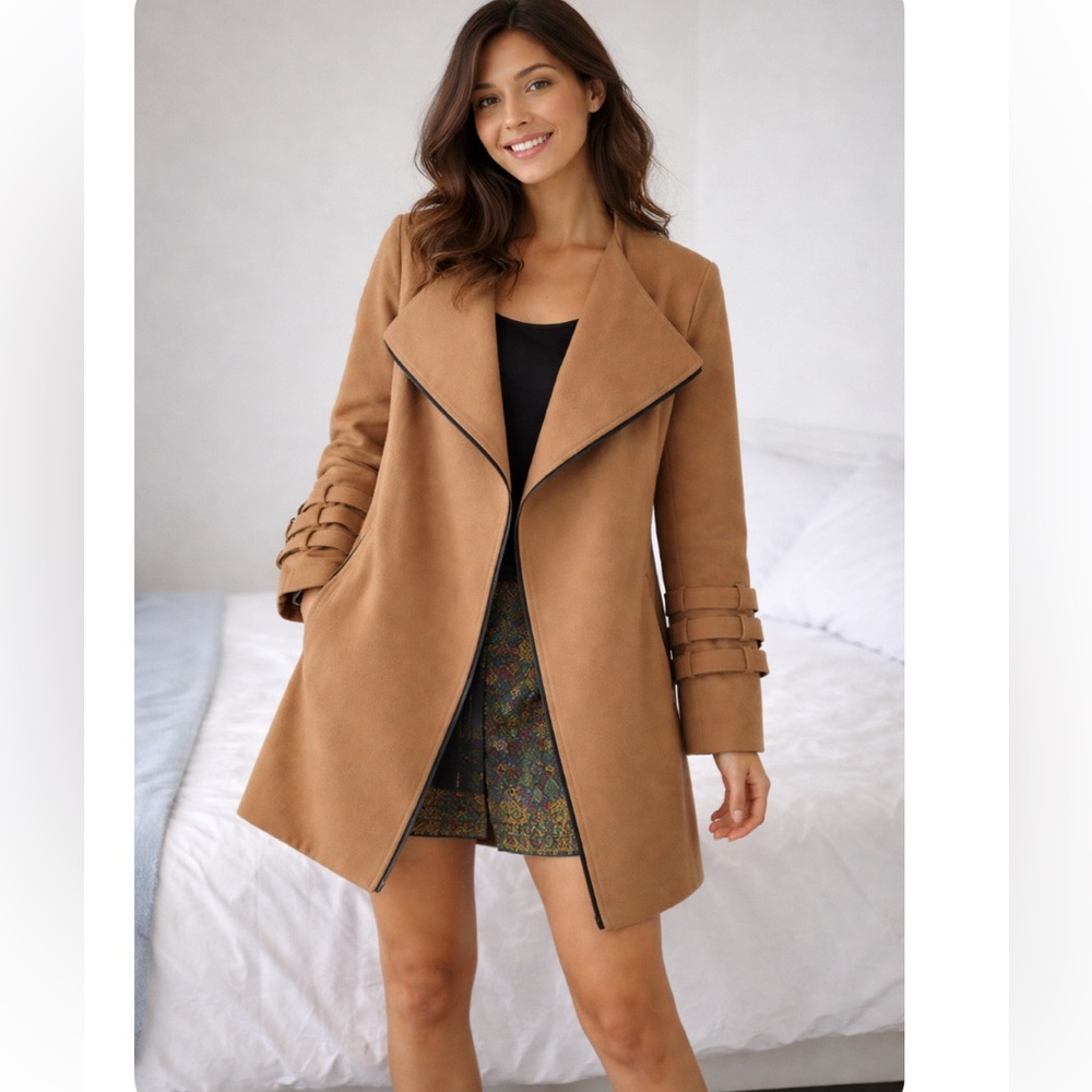 Chic Tan Women's Trench Coat